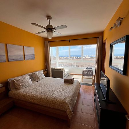 Villa Dompi Con Vistas Al Mar Y A Fuerteventura プラヤ・ブランカ エクステリア 写真